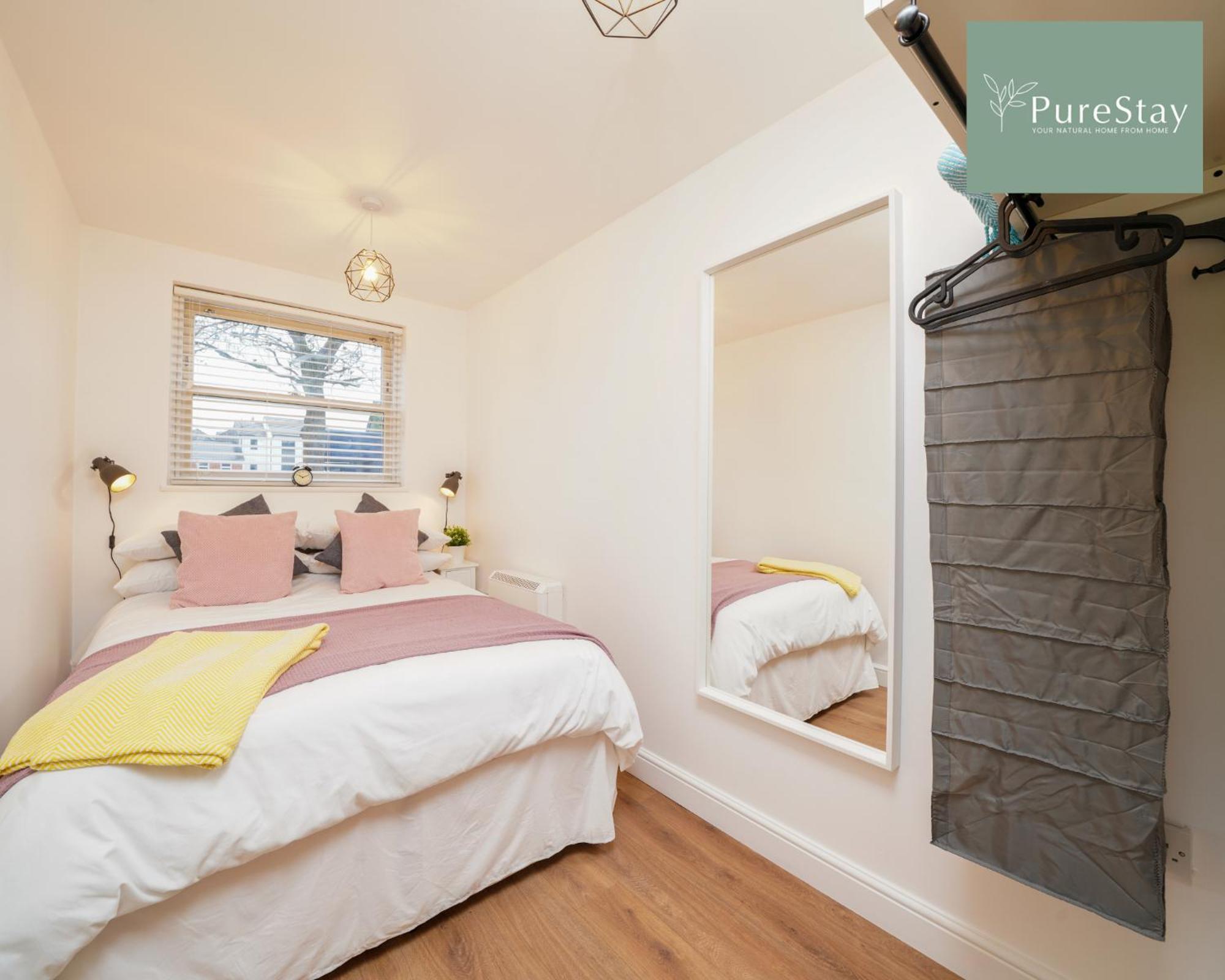 Stunning Two Bed Leamington Apartment With Free Wifi By Purestay Short Lets & Serviced Accommodation Eksteriør billede