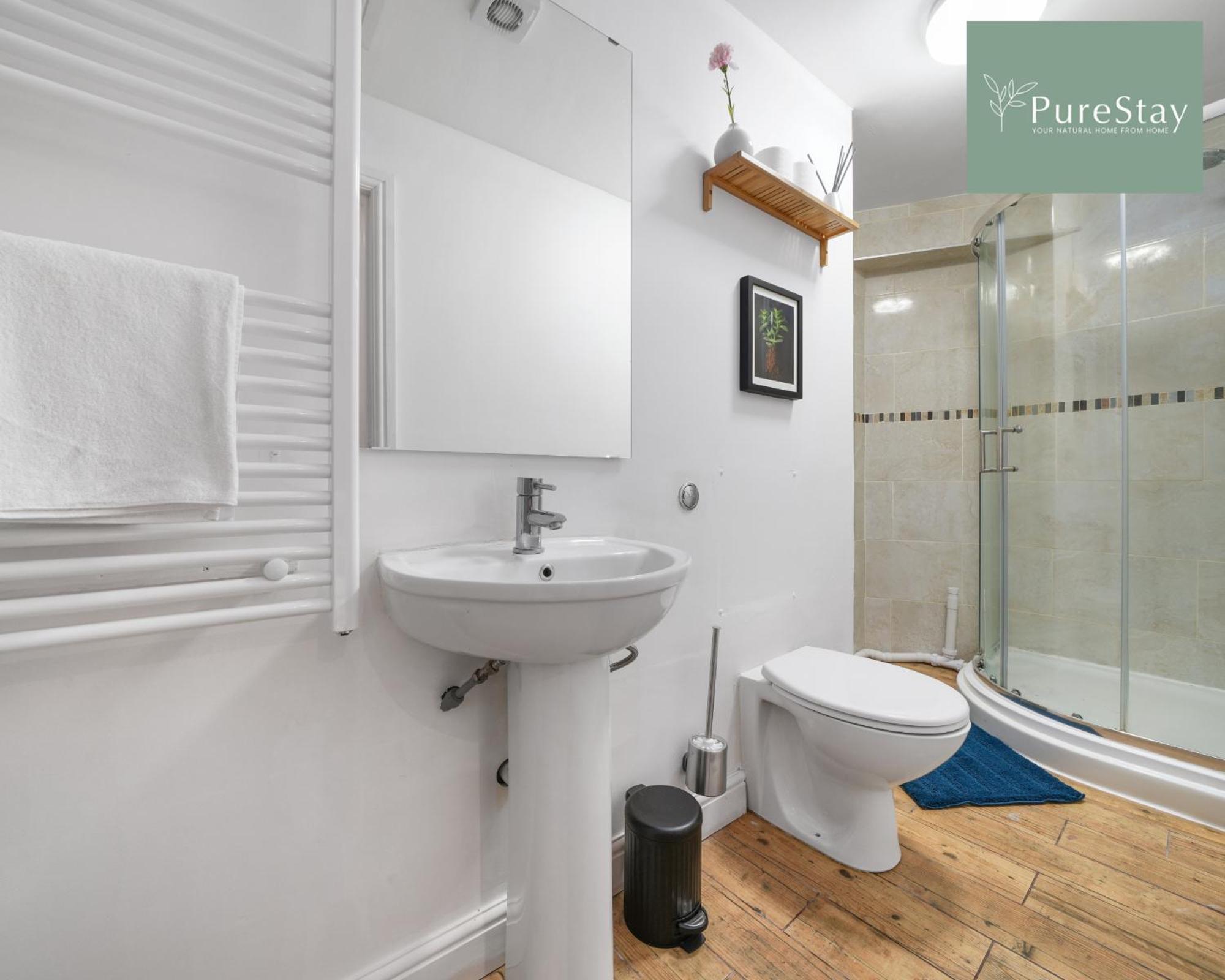 Stunning Two Bed Leamington Apartment With Free Wifi By Purestay Short Lets & Serviced Accommodation Eksteriør billede